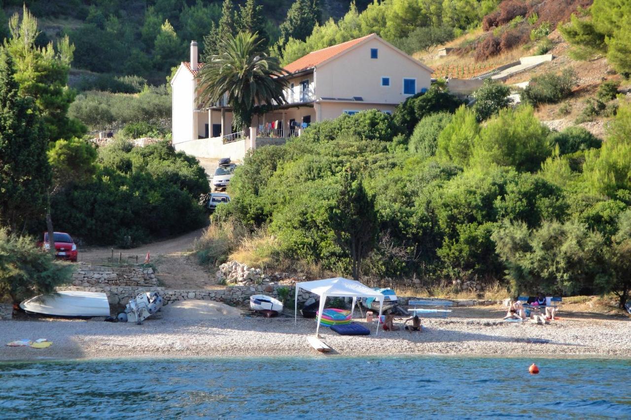 Seaside Secluded Apartments Cove Tvrdni Dolac, Hvar - 4008 Gdinj Dış mekan fotoğraf
